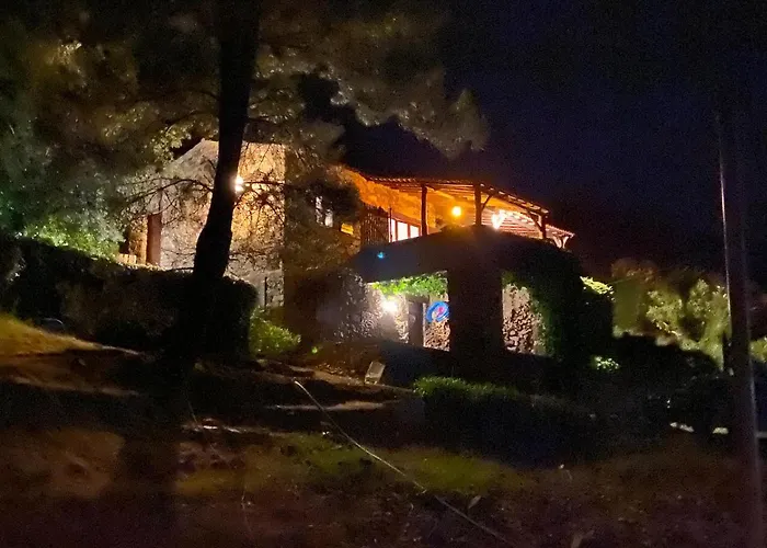 Casa Do Tôjo E Rosmaninho Ferreira do Zêzere